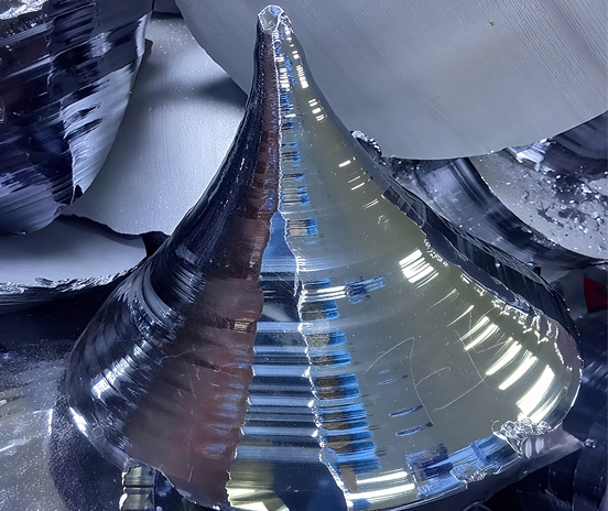 標題：單晶硅頭料
瀏覽次數(shù)：349
發(fā)表時間：2025-05-28