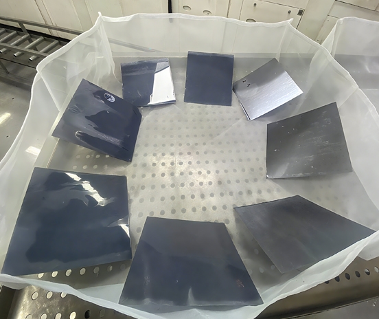 標(biāo)題：電池片
瀏覽次數(shù)：350
發(fā)表時(shí)間：2025-05-28